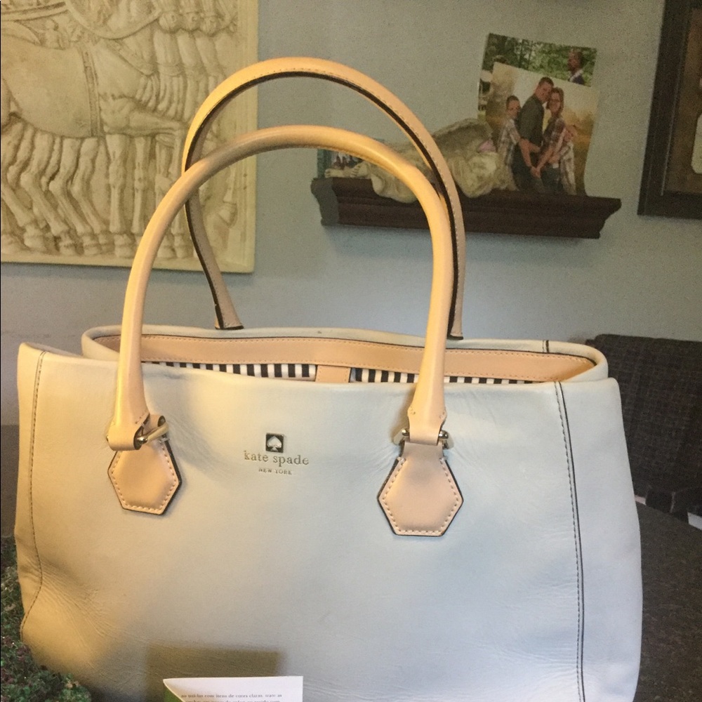 Kate Spade Larg Shoulder Tote Light Bone Tan/ Gray
